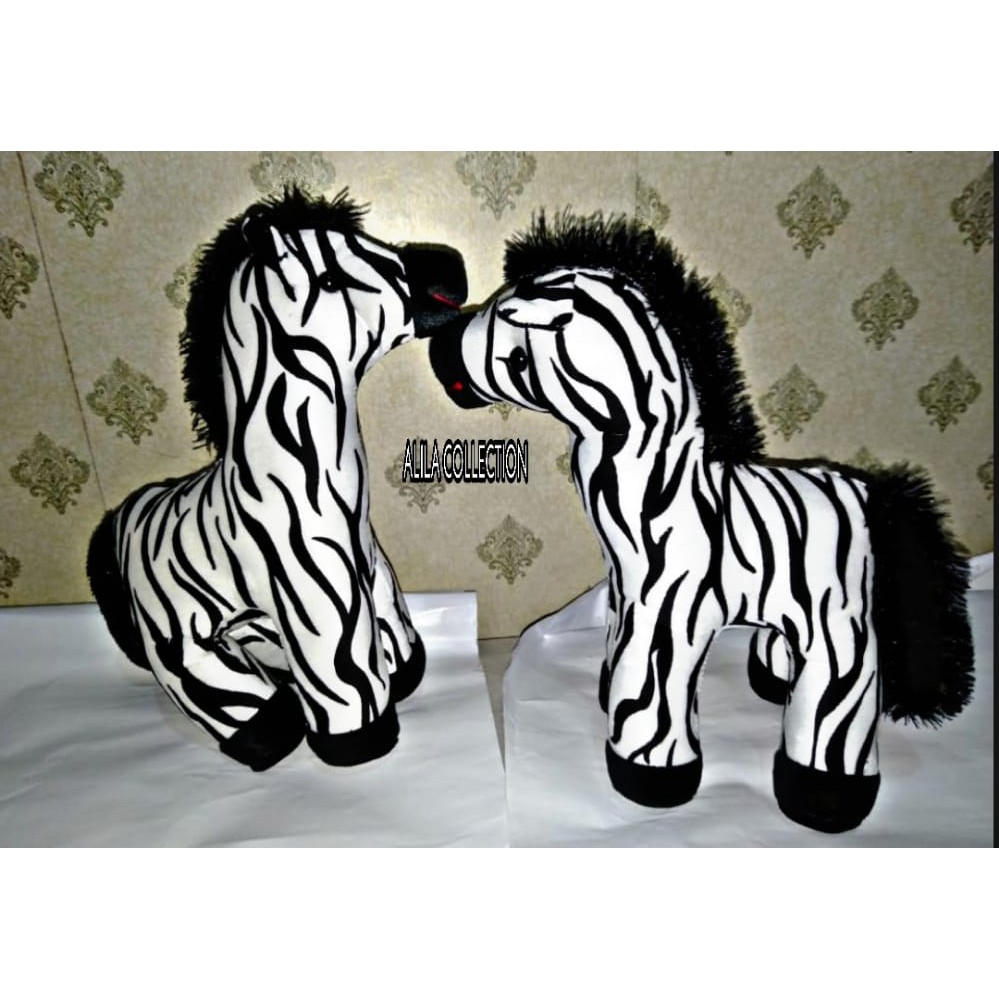 Boneka Zebra