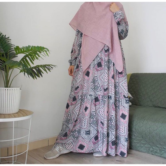 Dress Ruffle Rayon Pink