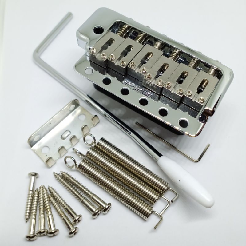 Wilkinson WVP6CR SB Vintage Style Tremolo Bridge for Stratocaster Guitar