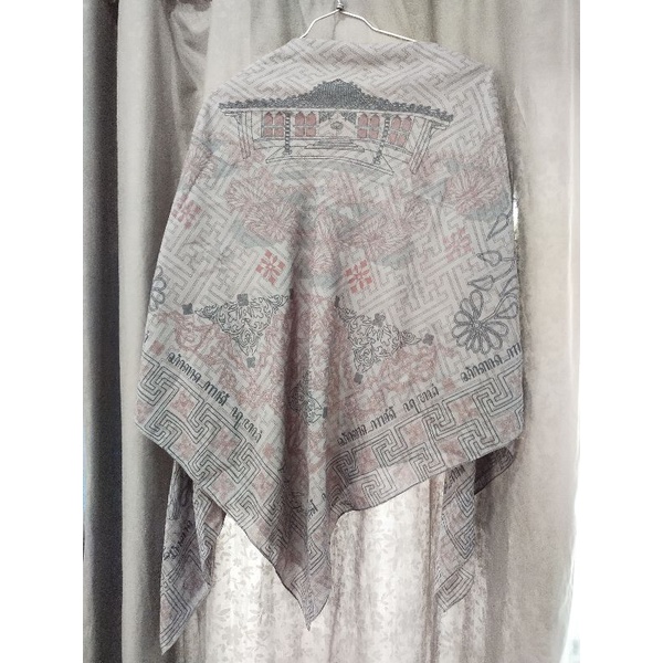 janma scarf Restu Anggraini preloved