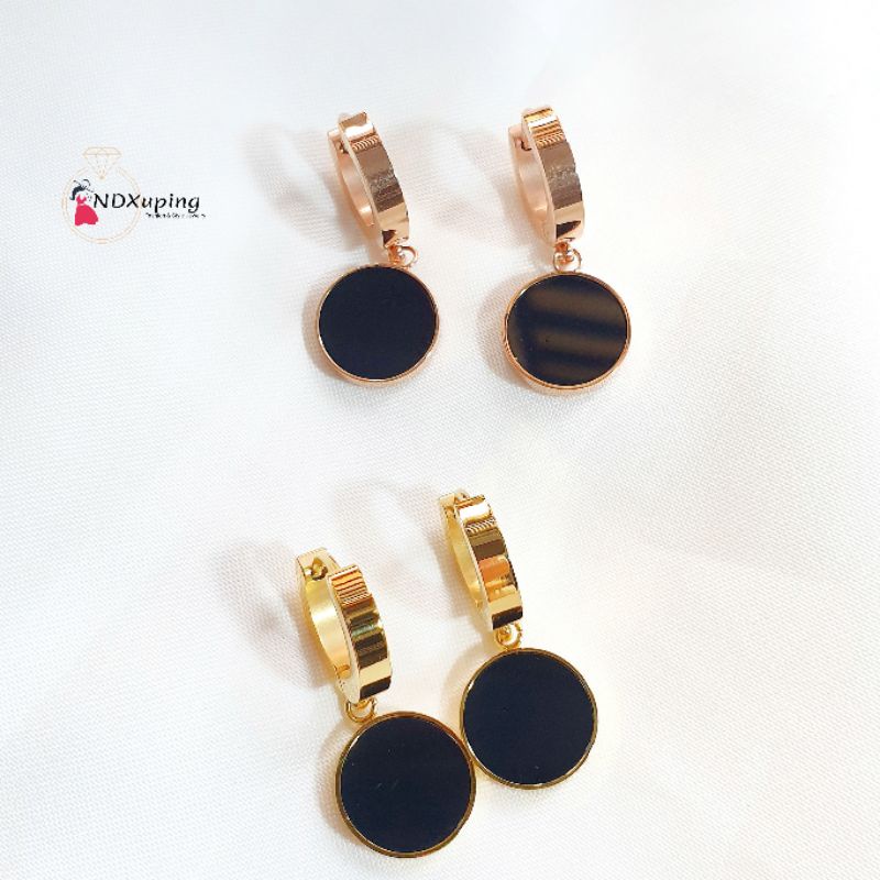 Anting Jepit Mata Hitam Titanium N26012202