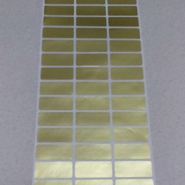 

Label Nama Gold Ukuran M