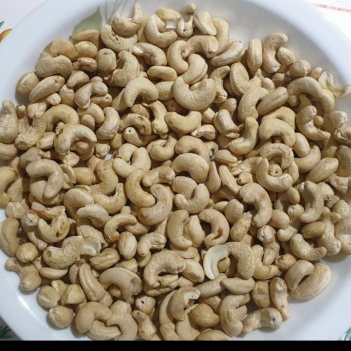 

Kacang Mede 1 kg