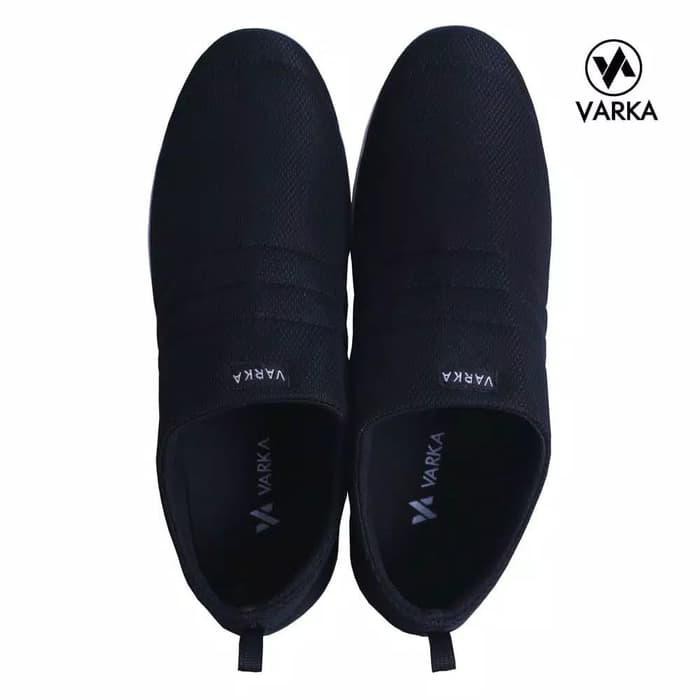 HEMAT SEPATU SLIP ON PRIA VARKA 