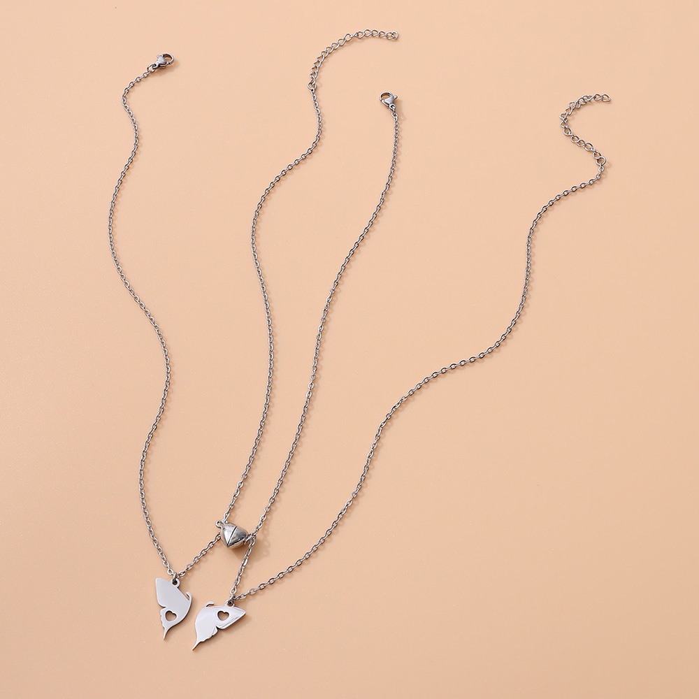 1 Pasang Kalung Rantai Klavikula Hias Liontin Kupu-Kupu Hati Magnetik Gaya retro Untuk Pasangan