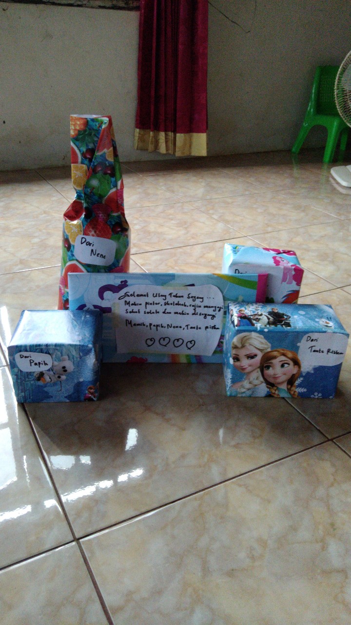 Handuk Karakter 70x140 Motip Bisa Berubah2 Tapi Pasti Karakter Doraemon