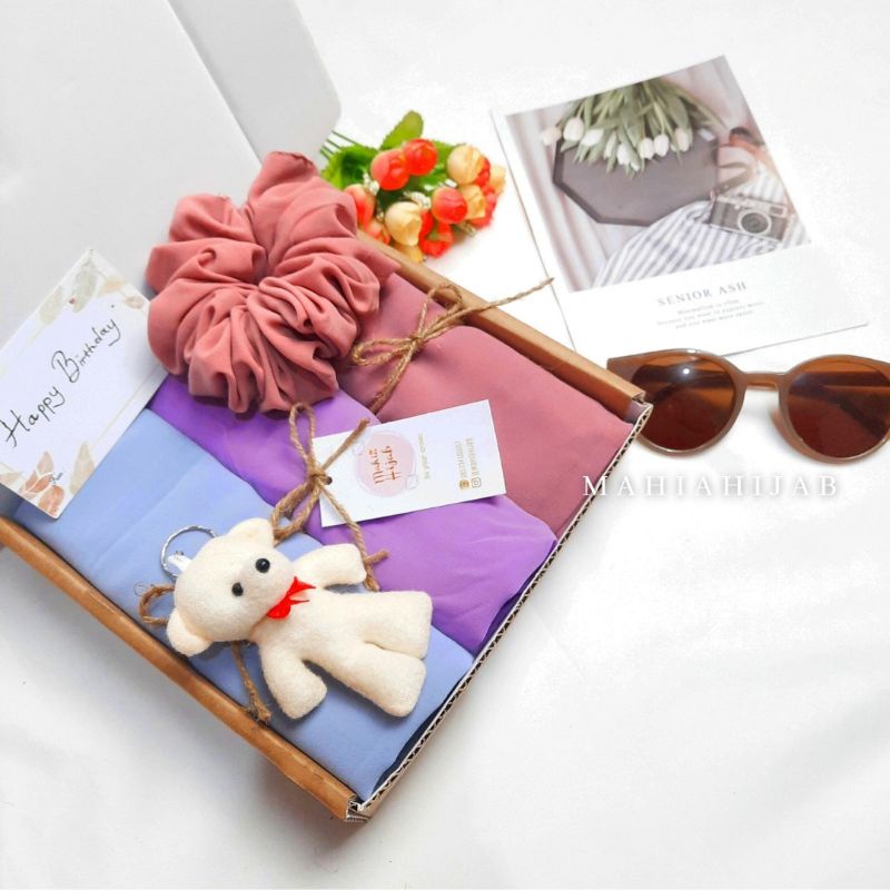 Hampers Hijab Pashmina Babydoll / Paket Gift hadiah murah / Kado Ulang tahun , pernikahan , annivarsary , wisuda