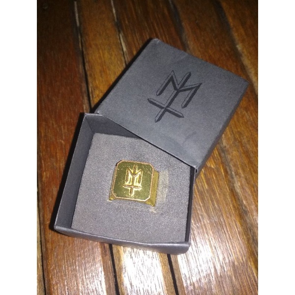 THRING GOLD MATERNAL DISASTER