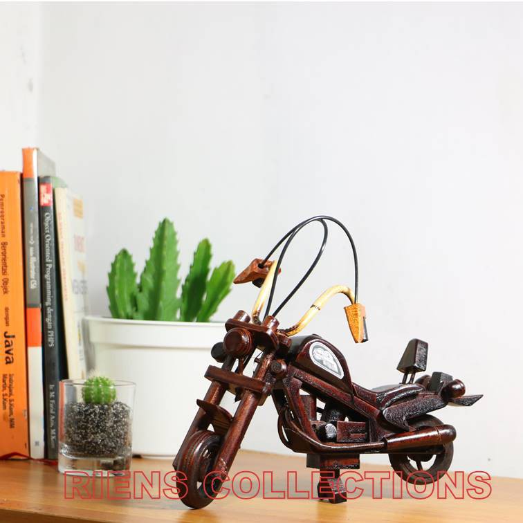 RIENS COLLECTIONS. MINIATUR DIECAST PAJANGAN MOTOR HARLEY DAVIDSON KAYU UKURAN 25X6X12 CM