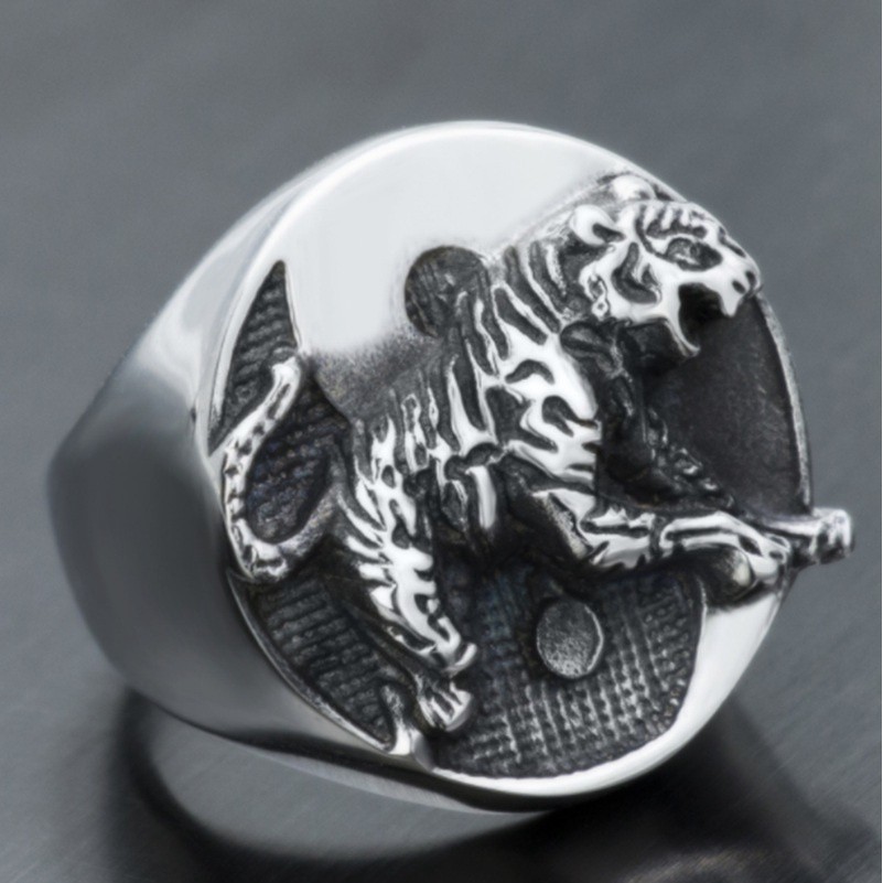 SEUSUK  Cincin Desain Harimau Putih Gaya Punk untuk Pria COD