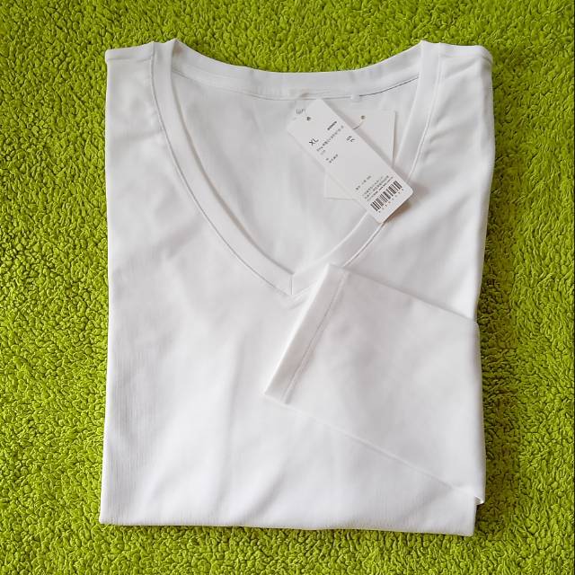 Kaos cewek import Taiwan / Lativ