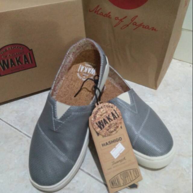 Original Wakai Hashigo Grey size 36