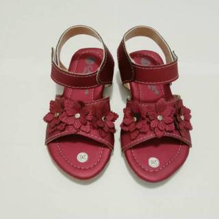  Sandal  Anak  Perempuan Tali Kokop Bunga Laser Lokal 