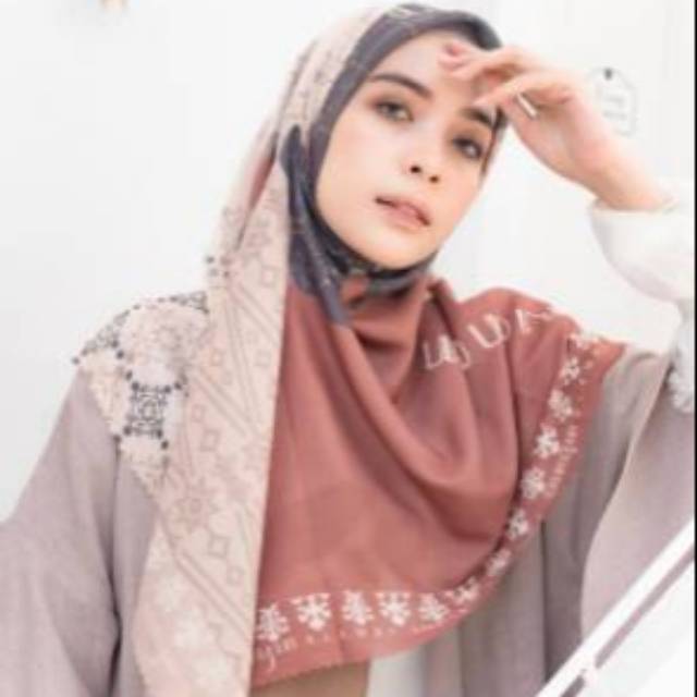 Kanaka Scarf Raja Ampat by Wearing Klamby