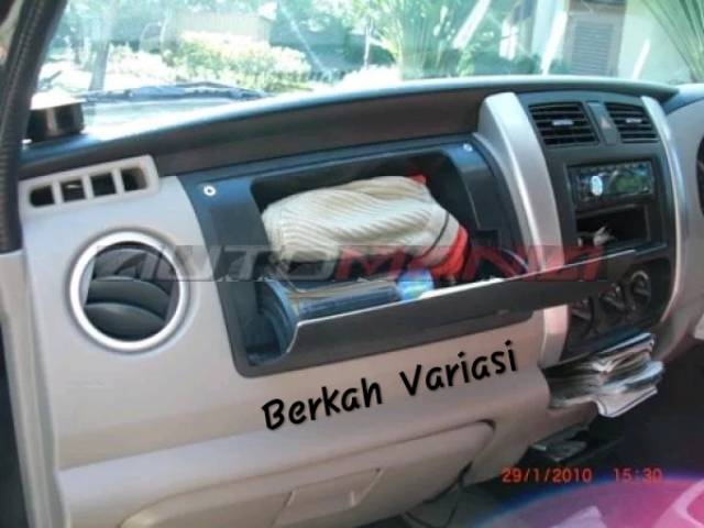 GLOVE BOX APV LACI APV BAGIAN ATAS