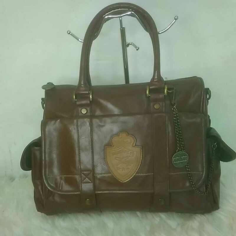 Tas Kulit / Sling bag kulit / Tas Kerja/ Tas Kuliah/ second branded "VIAMONOH"