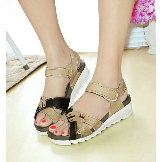 Sepatu Sandal Wanita platform Mulan 1451