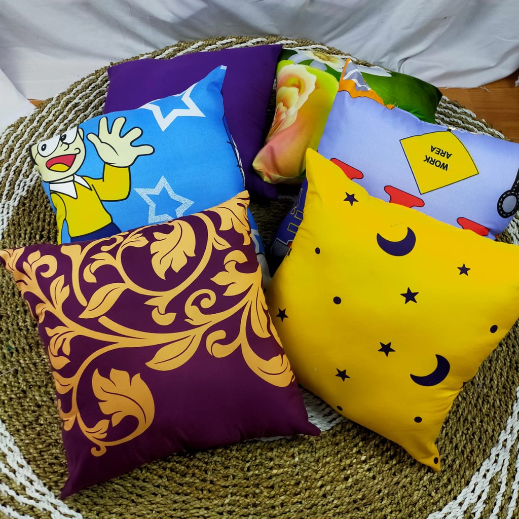 Bantal Sofa Kursi Tamu 40 x 40 cm (Hanya Bantal) - Boneka Lintang