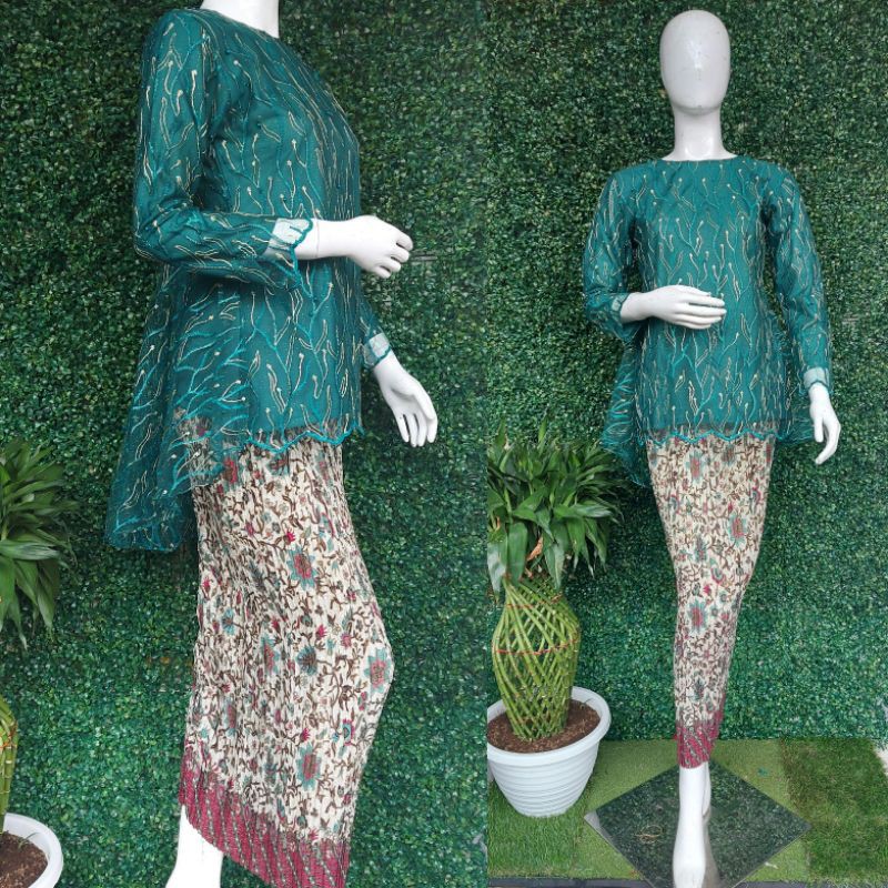 Kebaya / Gotik Pingwin/ Kebaya Modern/ Kebaya Tunik / Set Kebaya/ajc kebaya-6