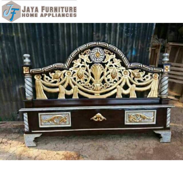 Tempat Tidur Kayu Jati Ukiran Jepara - Bale - Ranjang Minimalis - Divan - Rangka Dipan - Kamar Set