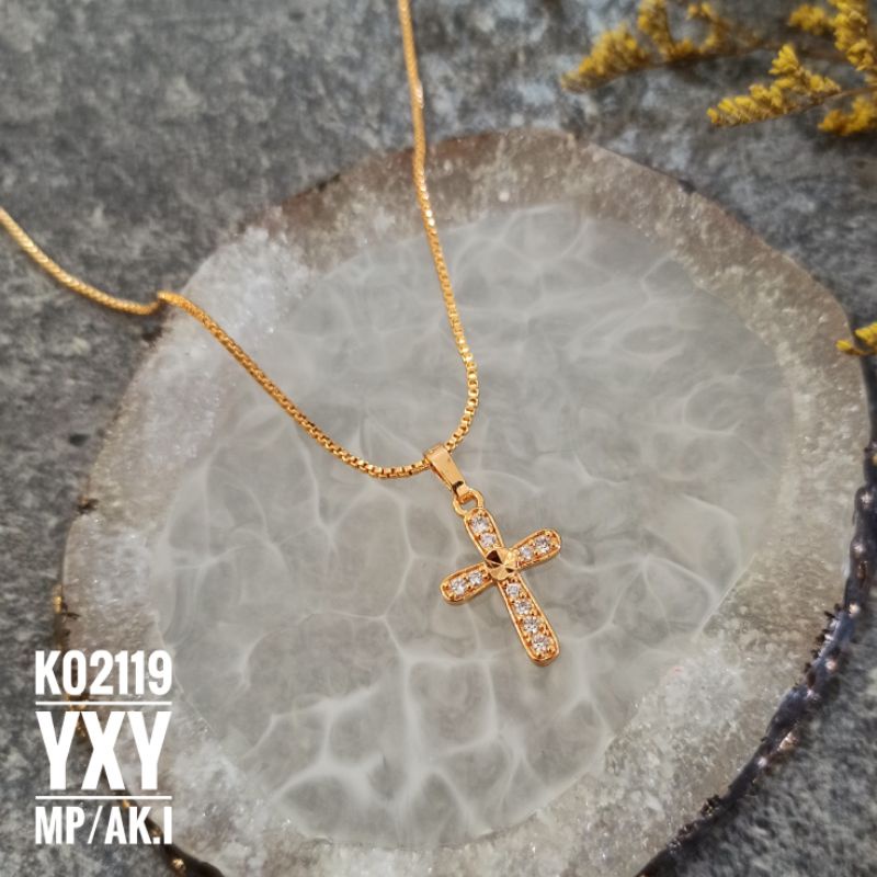 Kalung Yaxiya Salib Zircon Gold K02119