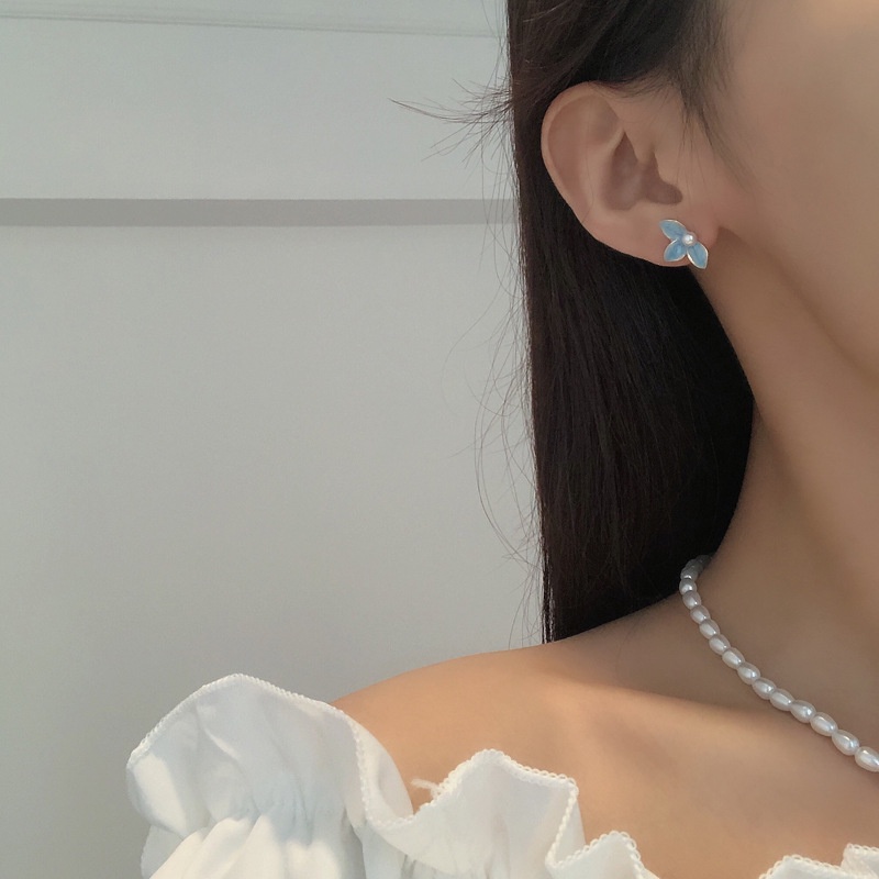 Anting Tusuk Gantung Desain Bunga Hias Mutiara Warna Biru Gaya Simple Cantik Untuk Wanita