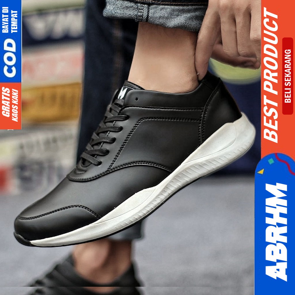 MOGIL Sepatu Sneaker Pria Sepatu Pria Casual Sepatu Sneakers Cowok / Cowo Ori Sepatu Kasual Kerja Kuliah Kondangan Gaya Santai Keren Kekinian Original Murah Terlaris