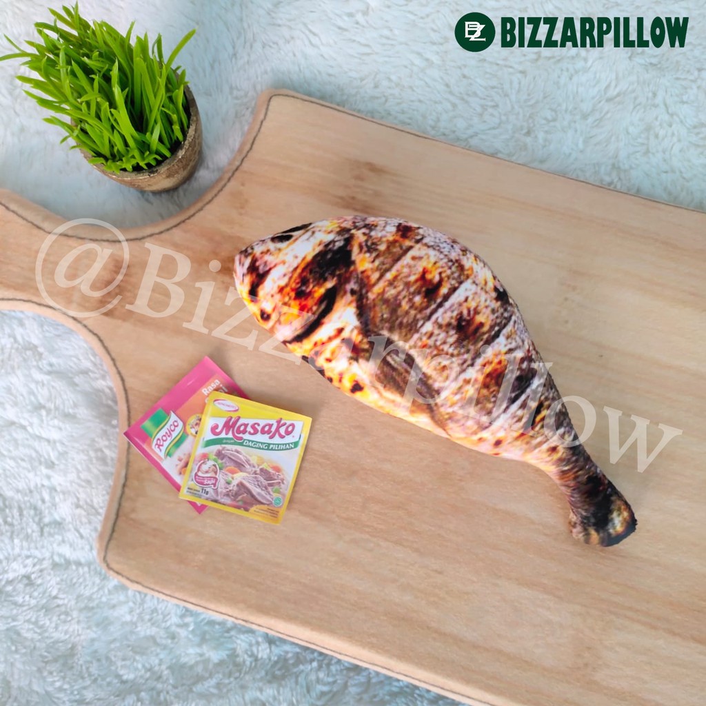 Bizzarpillow Bantal Ikan Bakar Size S BZ073