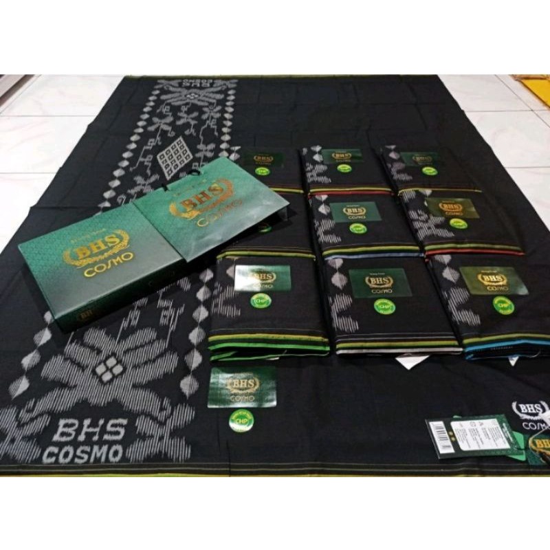 Sarung BHS Cosmo Gold Khusus Hitam Polos Tumpal