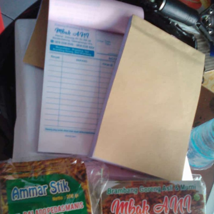 

nota ncr 2 ply perforasi tinggal sobek tanpa karbon