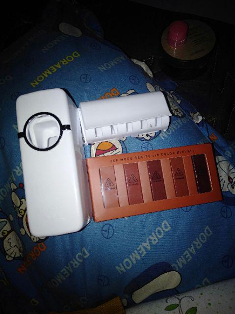 Dispenser Odol Dinding