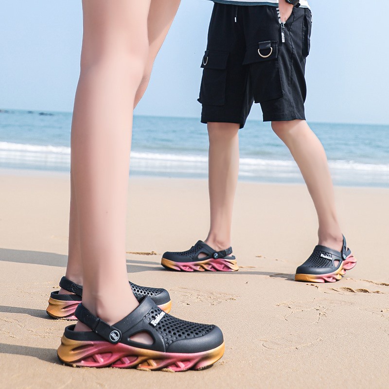 【COD/Ready】Sandal wanita+sandal pria 5 warna Sepatu pasangan sandal  casual sandal Fashion Sandal Pantai Pria KasualSepatu Lubang Bernapas