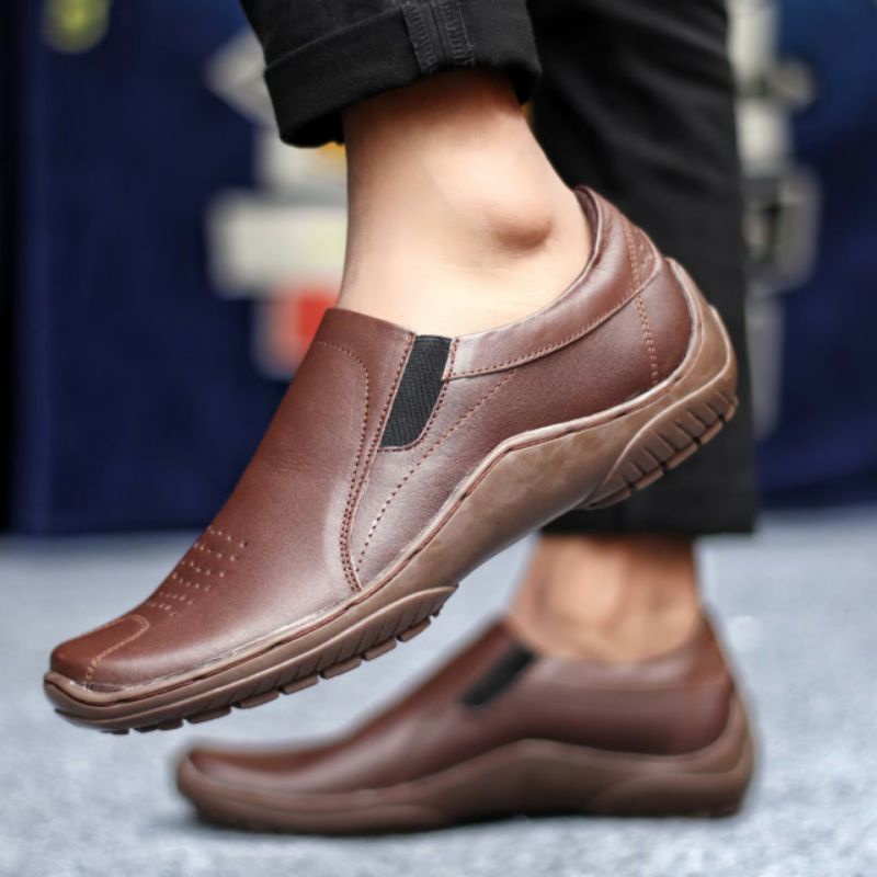 Sepatu Kasual Pria Slip On Kulit Asli Pantofel Slip On Formal Kerja Santai Kuliah