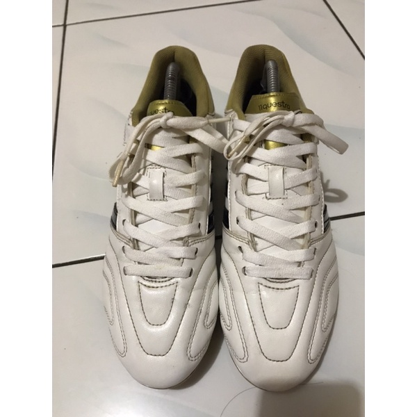 Sepatu Bola Second Adidas questra11 pro (sepatu legend)