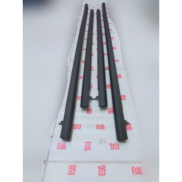 weather strip karet pelipit kaca pintu Honda Freed original