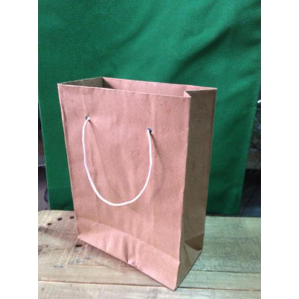 

Paper Bag / Kertas Kado / Goodie Bag Super Mini Polos