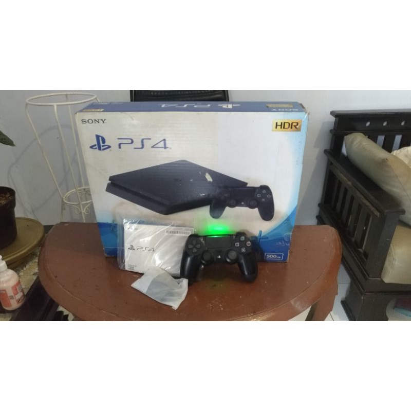 PS4 Slim 500GB CUH 2106A HEN 7.55 Kondisi Oke