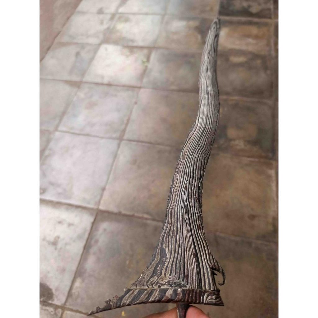 Keris Jangkung Luk 3 Pamor Ujung Gunung Pusaka Keris Kamardikan