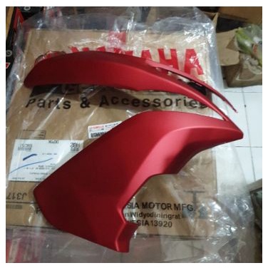 Body Cowling Cover Depan Kanan Merah Yamaha Aerox 155  / B65-F8377-00-P0 * YGP 100 % ORIGINAL