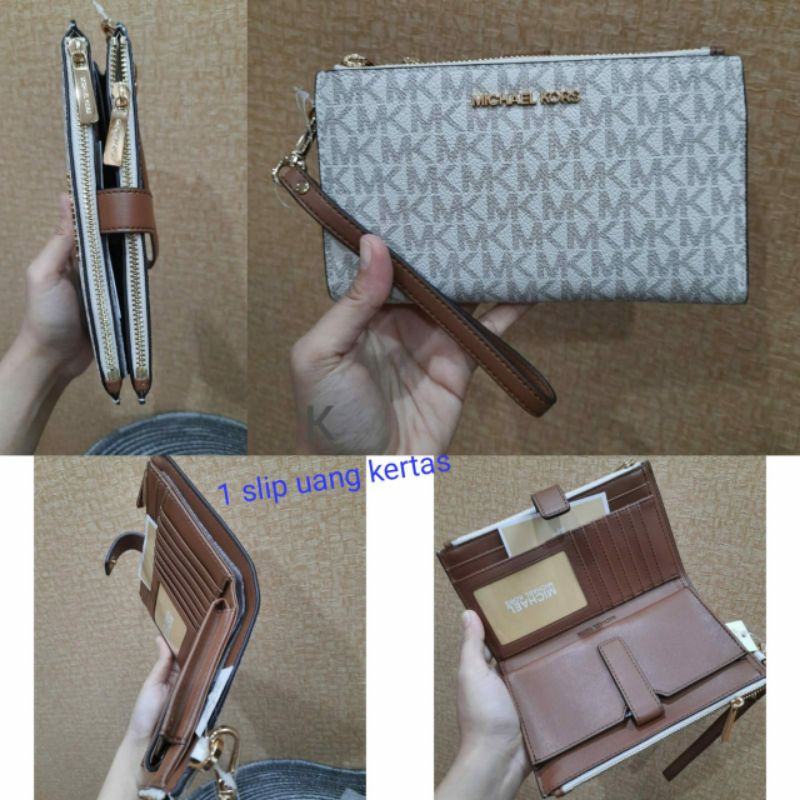mk jet set travel large double zip wrislet vanilla k