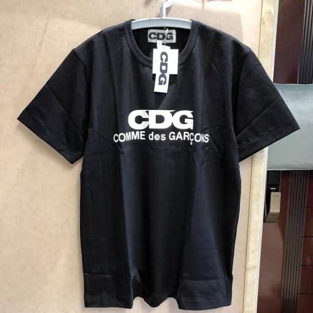 COMME des GARCONS