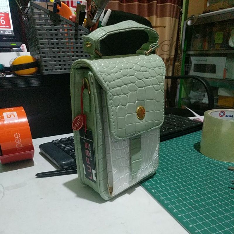 Lufas DHB003 Tas Selempang Kecil