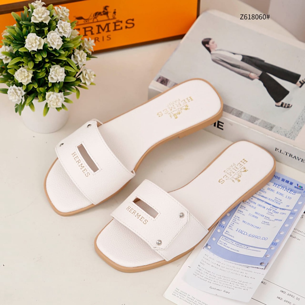 Paris Slides Sandal Wanita Z618060