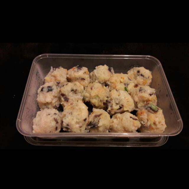 

Baso Ayam Rambutan/Lohua