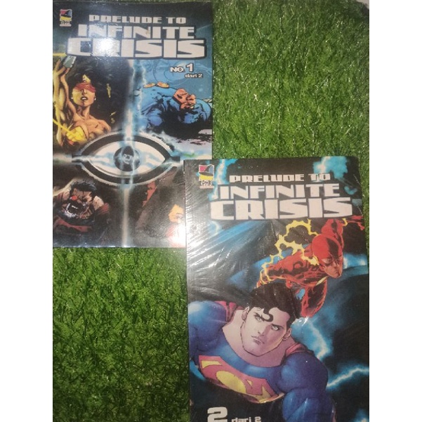 Paket isi 2 buku komik remaja - Prelude to Infinite CRISIS buku 1 dan 2/2 (U15+)