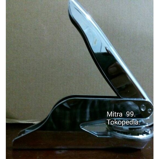 

(TERLARIS) Stempel Emboss ,Handle pocket.