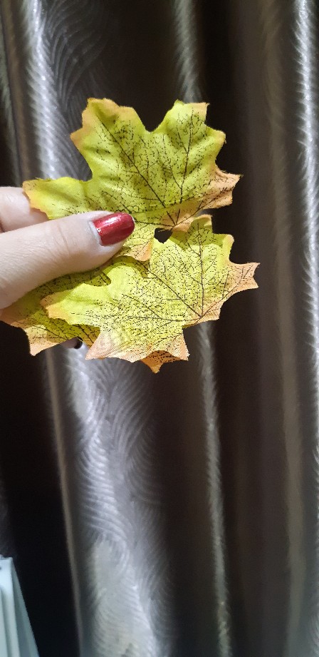 Daun Maple Artificial Lembaran