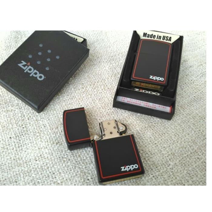 ZIPPO MATTE KW SUPER POLOS BLACK LIST RED border