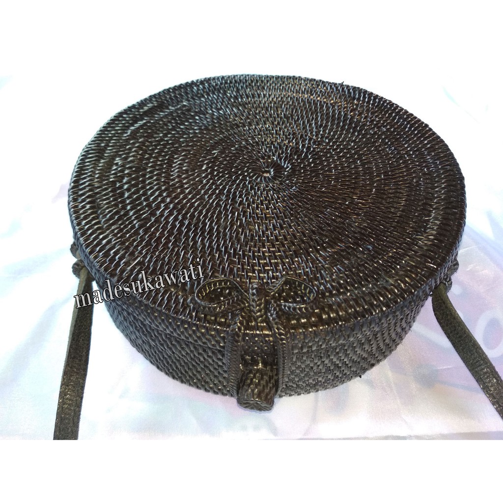 Tas anyaman klasik  rotan bali diameter 20cm