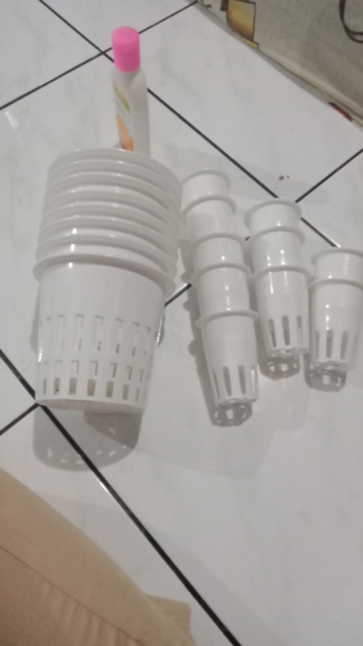Net Pot Hidroponik 7cm Putih / Netpot Hidroponik 7cm Putih / Netpot Murah / Net Pot 7cm
